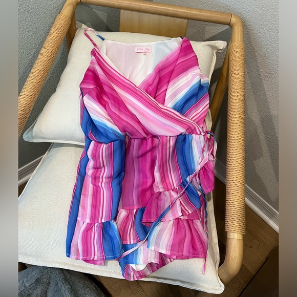 Pink Lily Romper Medium - Picture 2 of 3